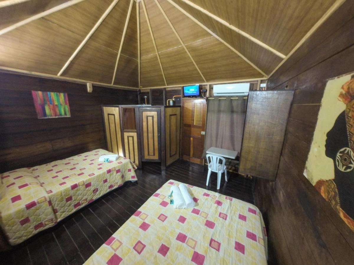 Chalet Castillo El Estor エクステリア 写真